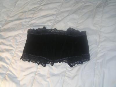 serre taille goth romantique